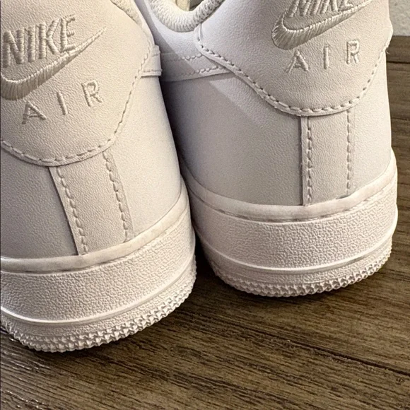 EUC [Nike] Air Force 1 White Athletic Tennis Shoes Sneakers Women’s 8 / Mens 6.5 - Picture 14 of 16